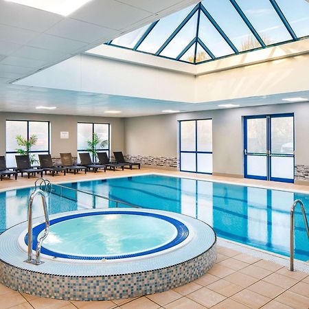 Mercure Birmingham West Hotel Уест Бромуич Екстериор снимка