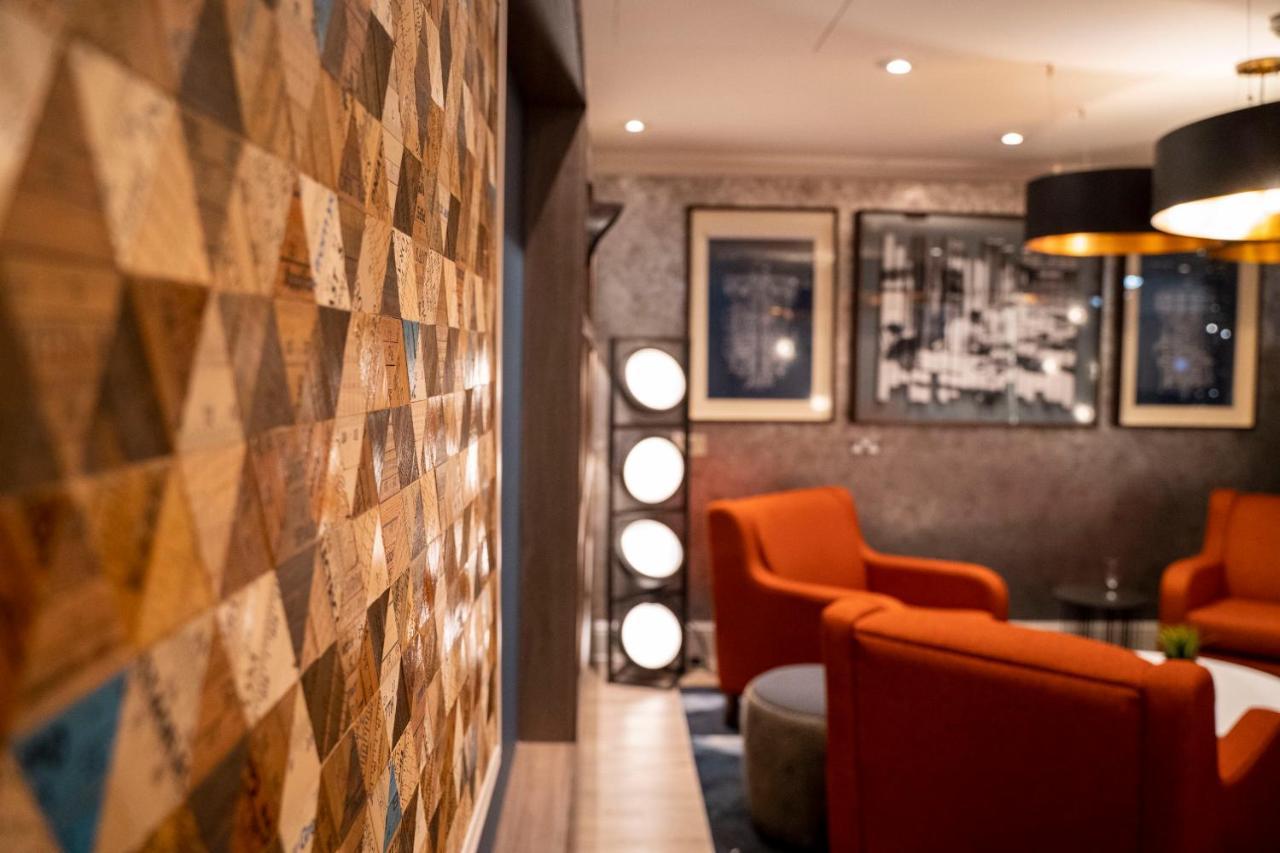 Mercure Birmingham West Hotel Уест Бромуич Екстериор снимка