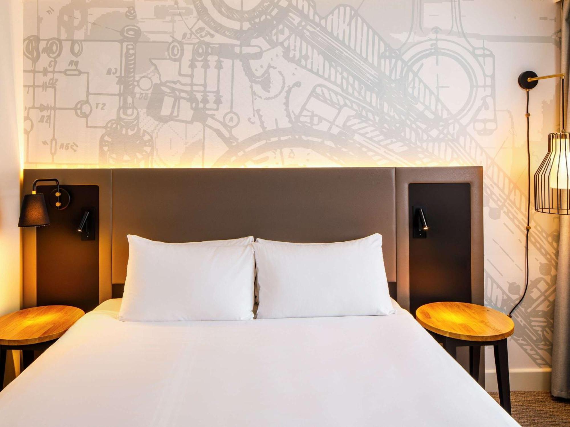 Mercure Birmingham West Hotel Уест Бромуич Екстериор снимка