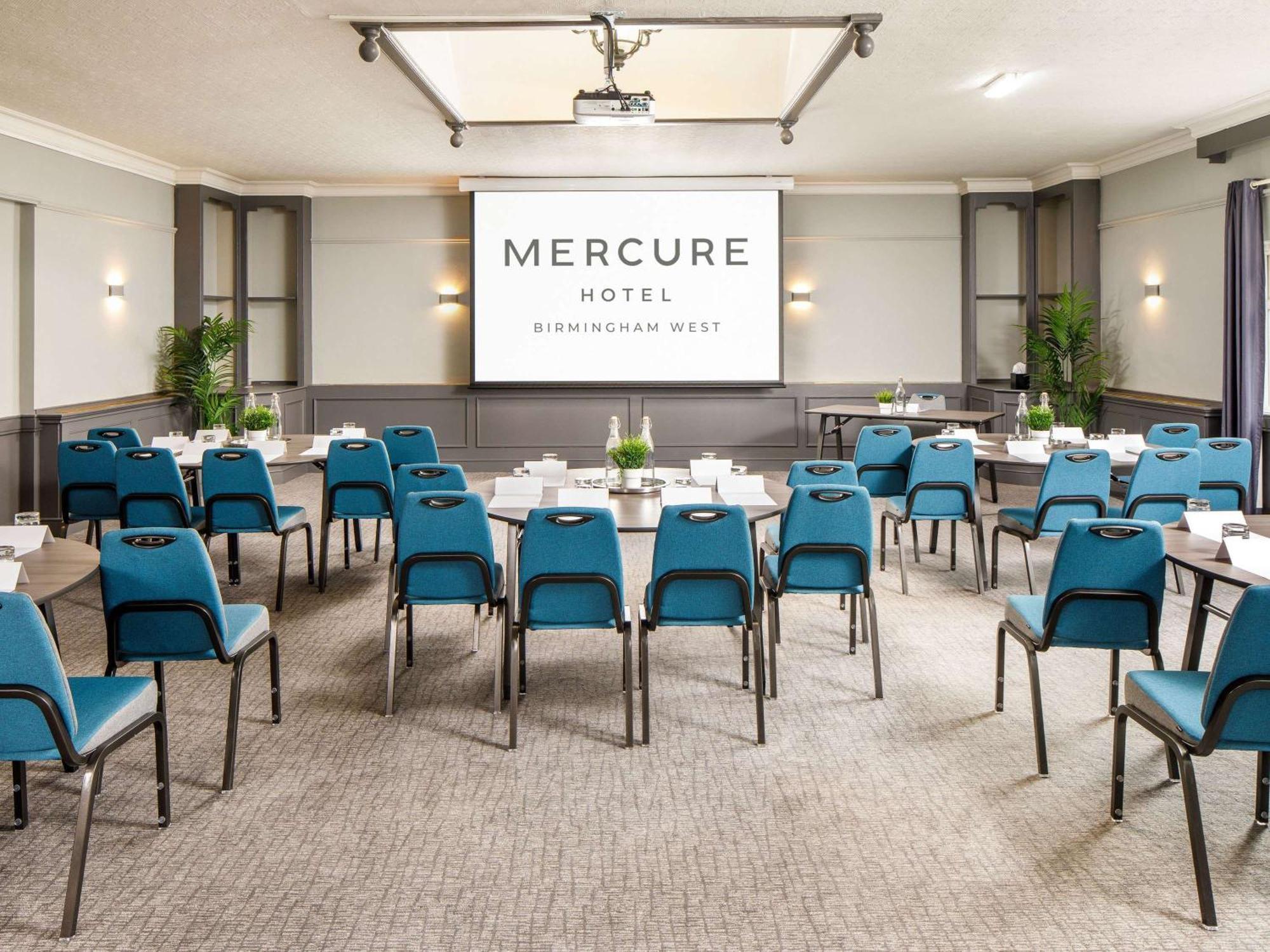 Mercure Birmingham West Hotel Уест Бромуич Екстериор снимка