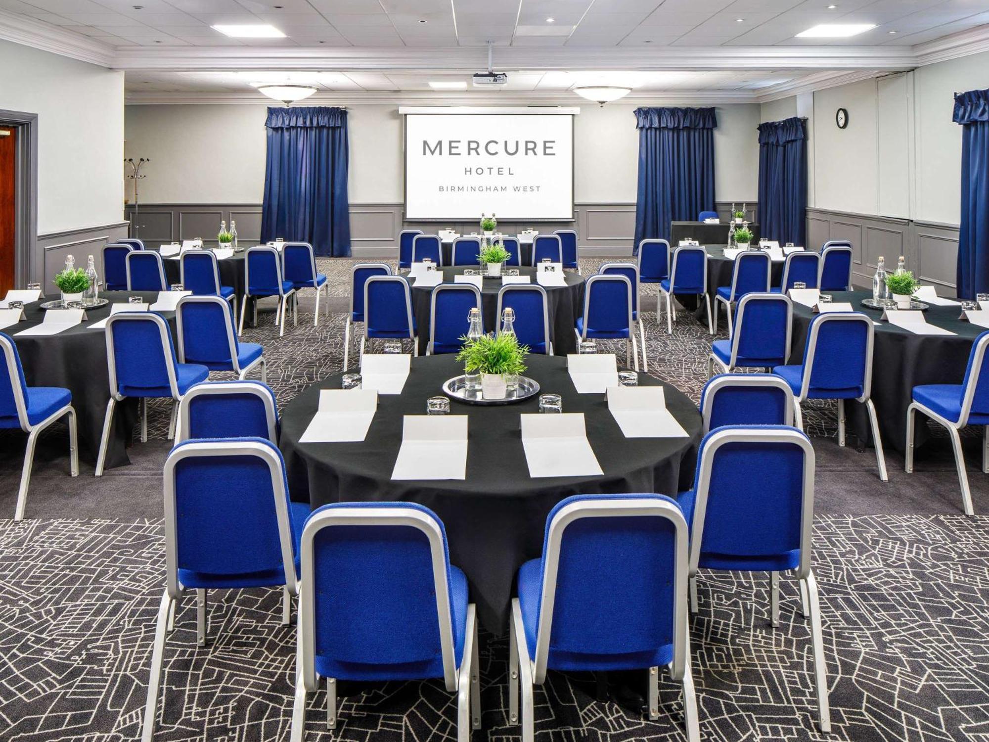 Mercure Birmingham West Hotel Уест Бромуич Екстериор снимка