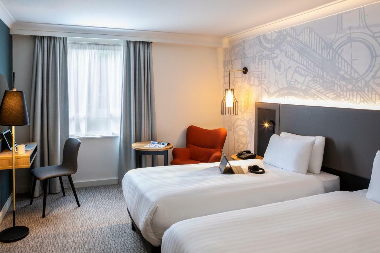 Mercure Birmingham West Hotel Уест Бромуич Екстериор снимка